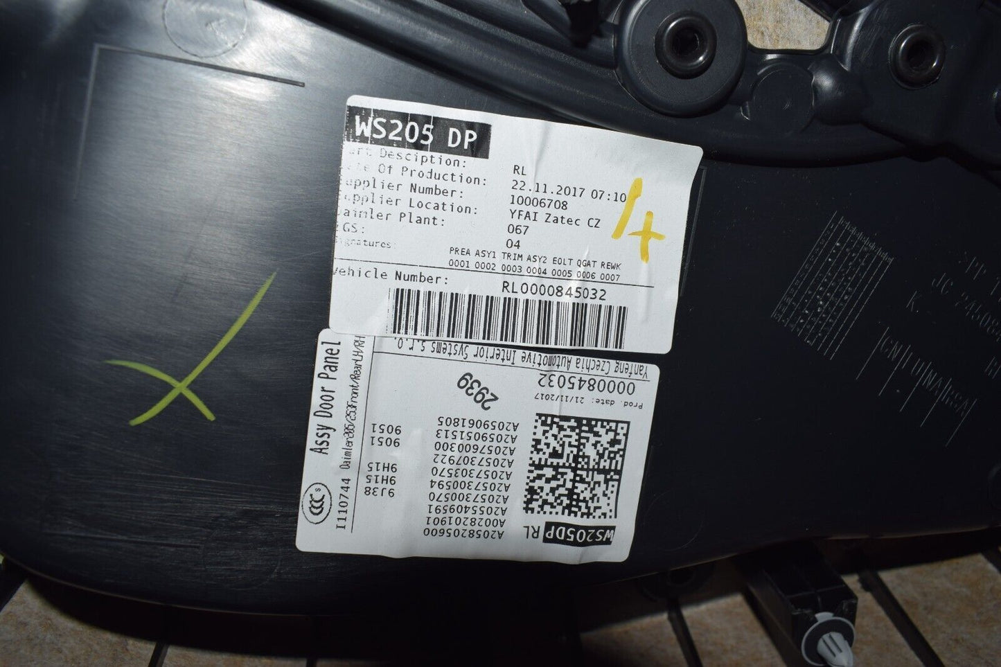 Original Mercedes C Klasse w205 Türverkleidung Türpappe hinten links