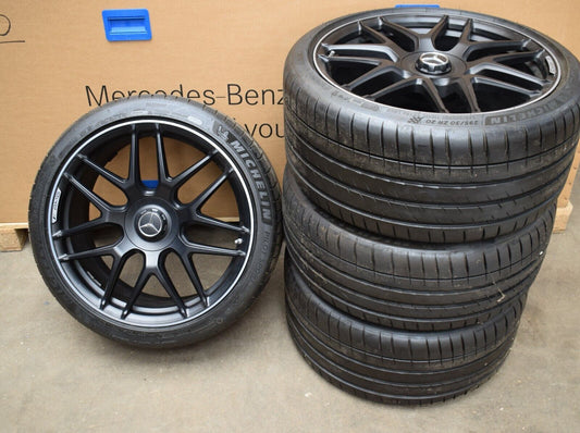 Original AMG Felgen E Klasse w213 213 Schmiede 20 Zoll e63 E Kreuzspeiche 7mm