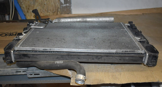 Original Mercedes E Klasse w211 CLS w219 Kondensator a2115000154