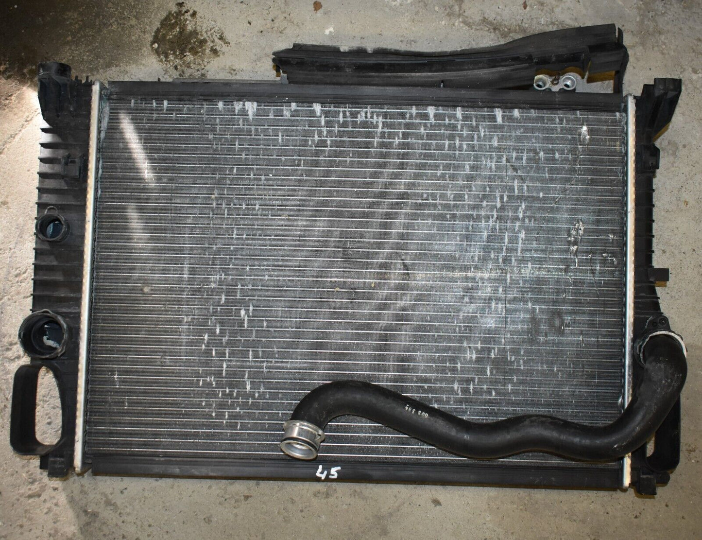 Original Mercedes E Klasse w211 CLS w219 Kondensator a2115000154