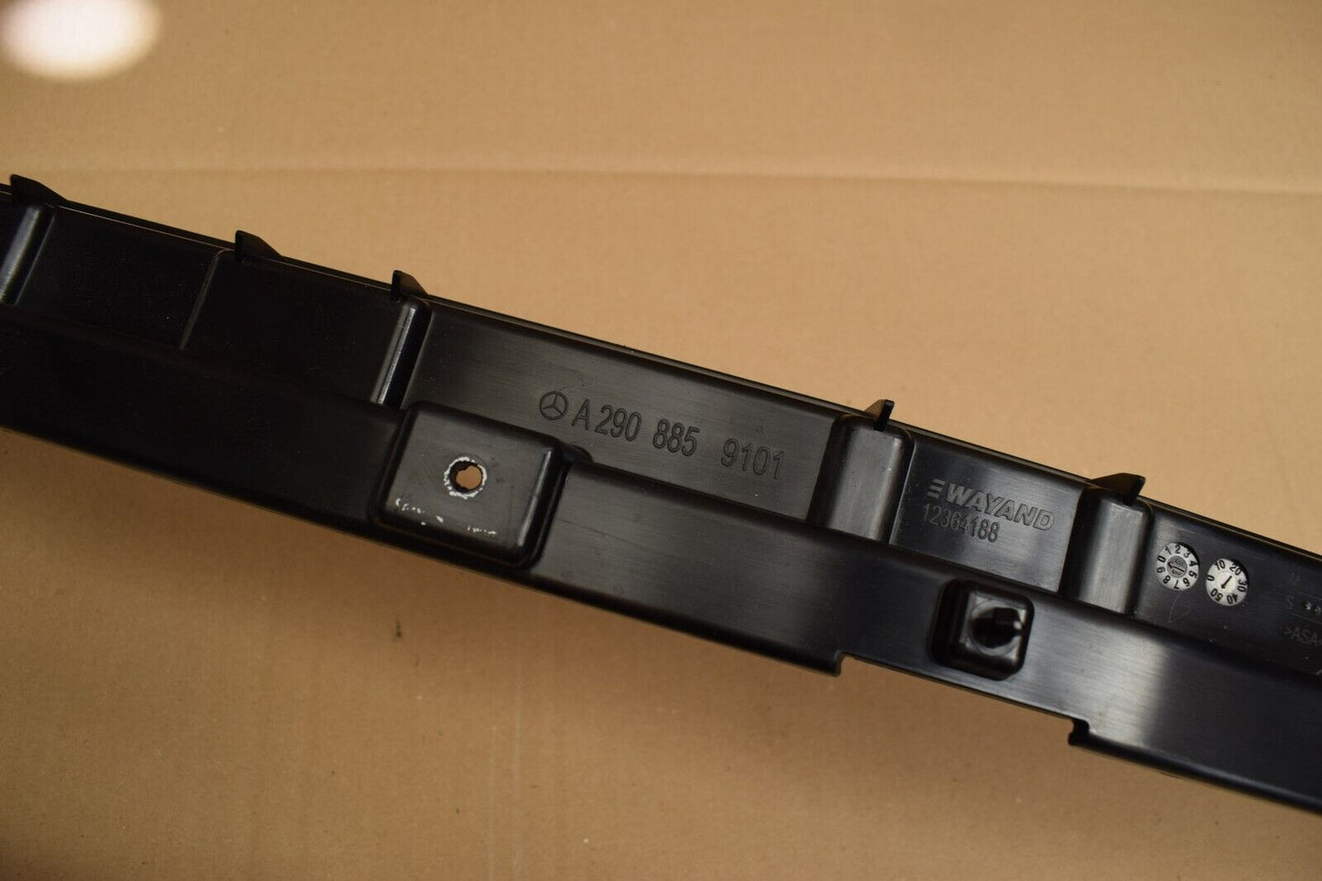 Original Mercedes GT X290 Abdeckung Stoßstange a2908859101
