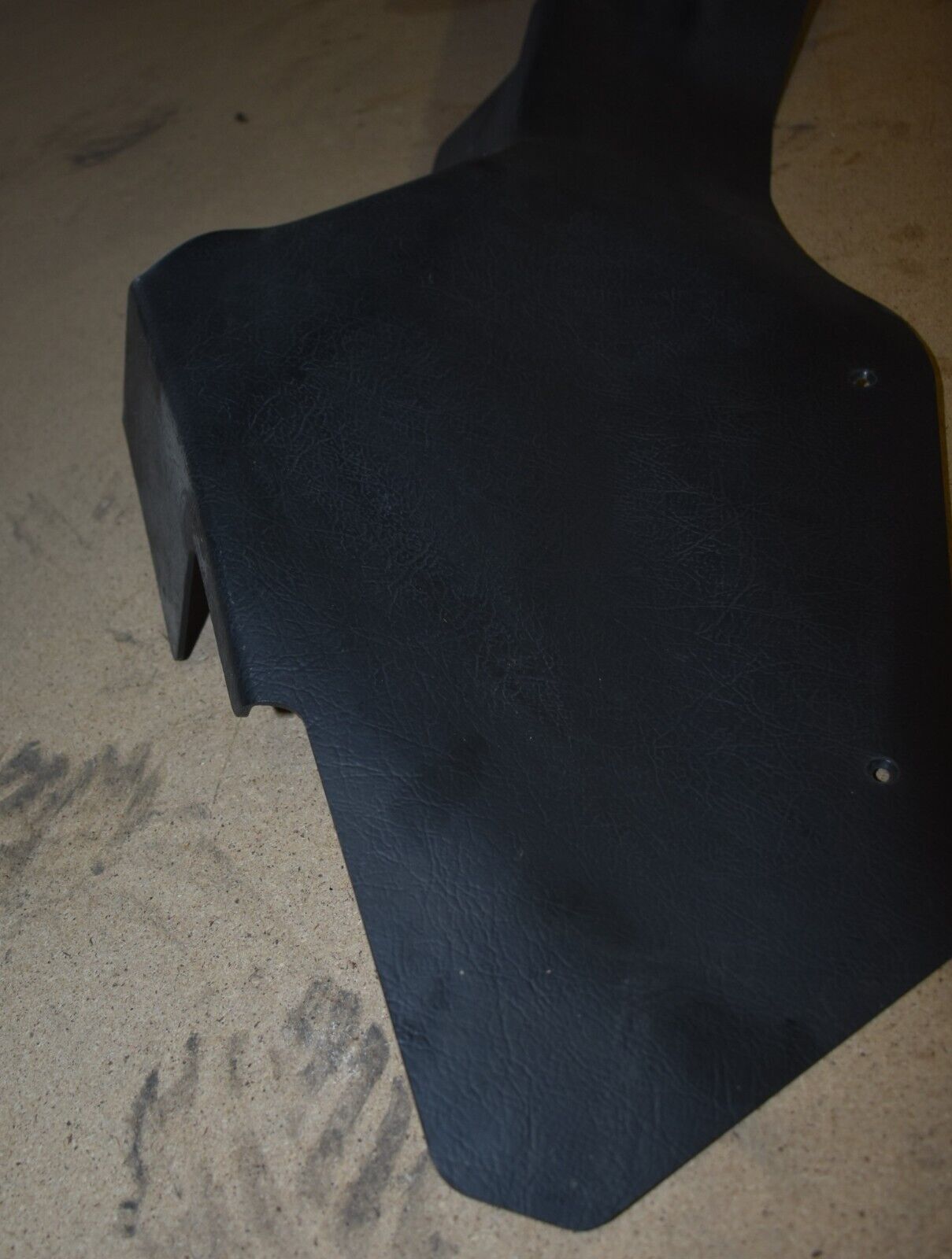 Original Mercedes G Klasse Verkleidung a4616801107