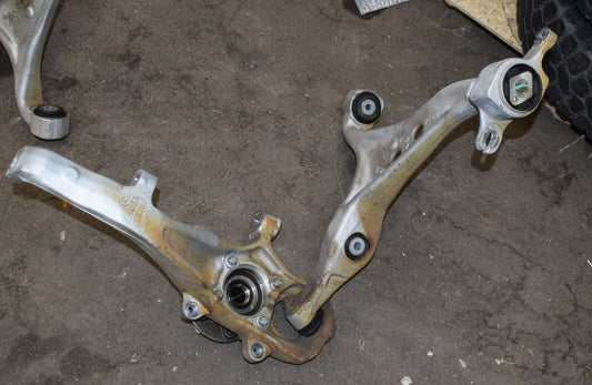 Original Mercedes X166 GLS Achsschenkel Vorderachshäfte links