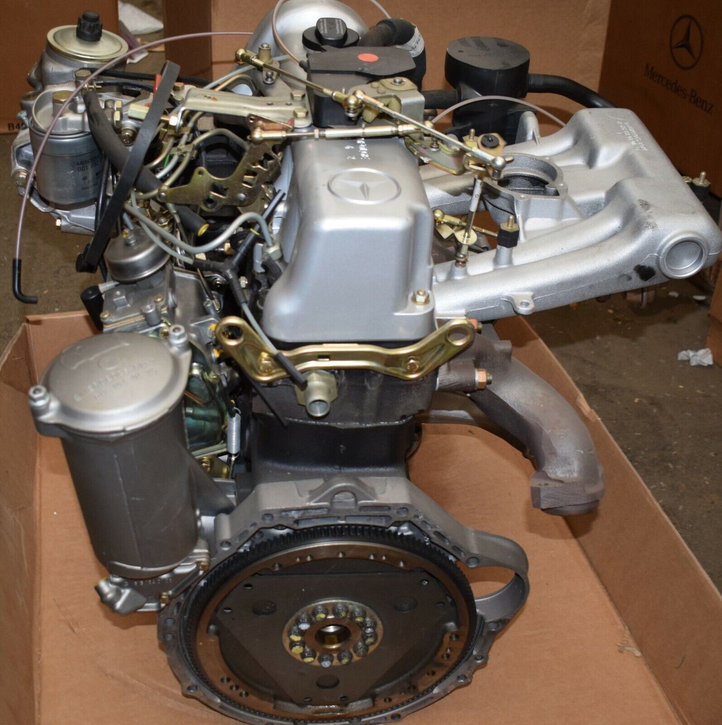 Mercedes Motor Oldtimer 240D w123 OM 616 OM616