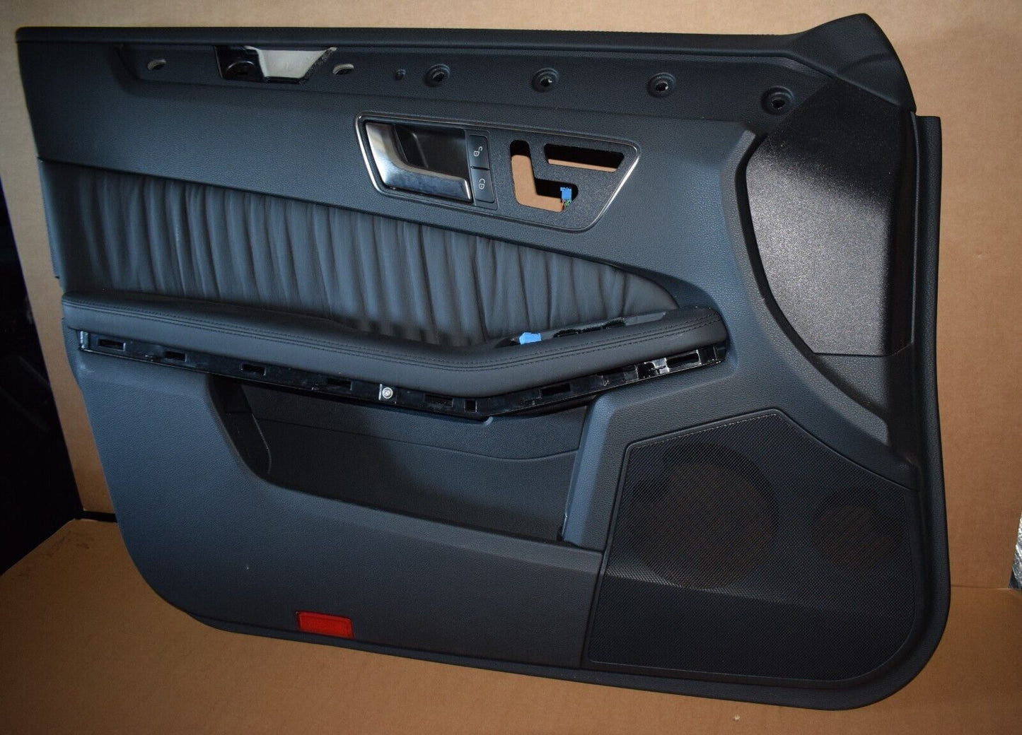 Original Mercedes E Klasse w212 Türverkleidung Türpappe vorne links