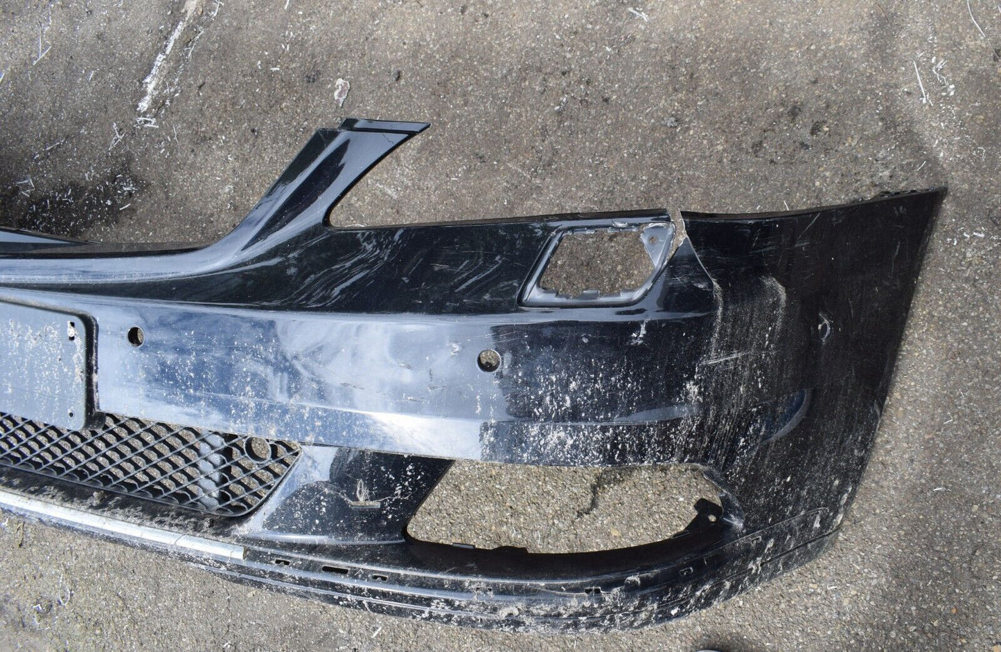 Original Mercedes Stoßstange w221 S Klasse vorne defekt
