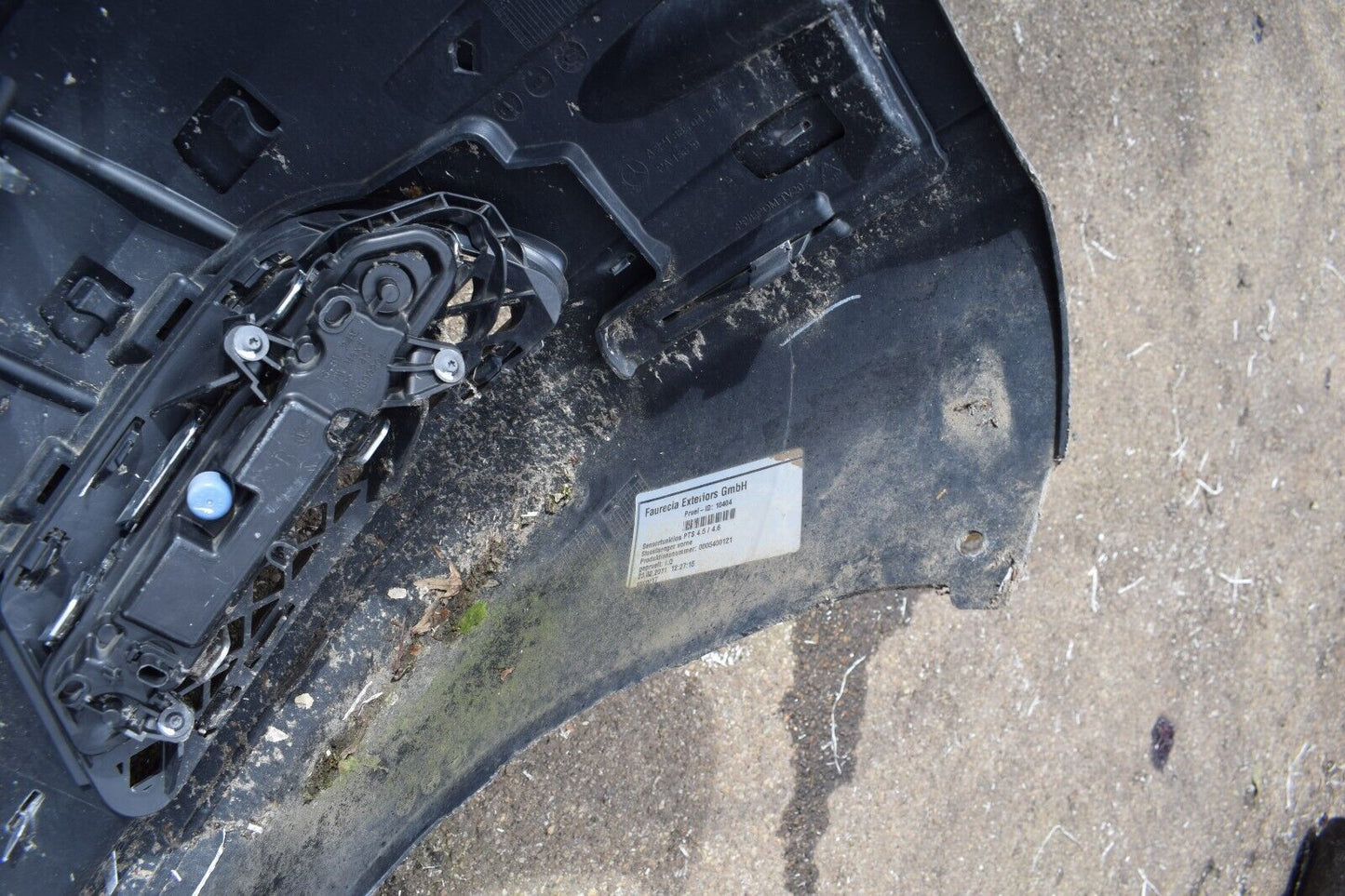 Original Mercedes Stoßstange w221 S Klasse vorne defekt