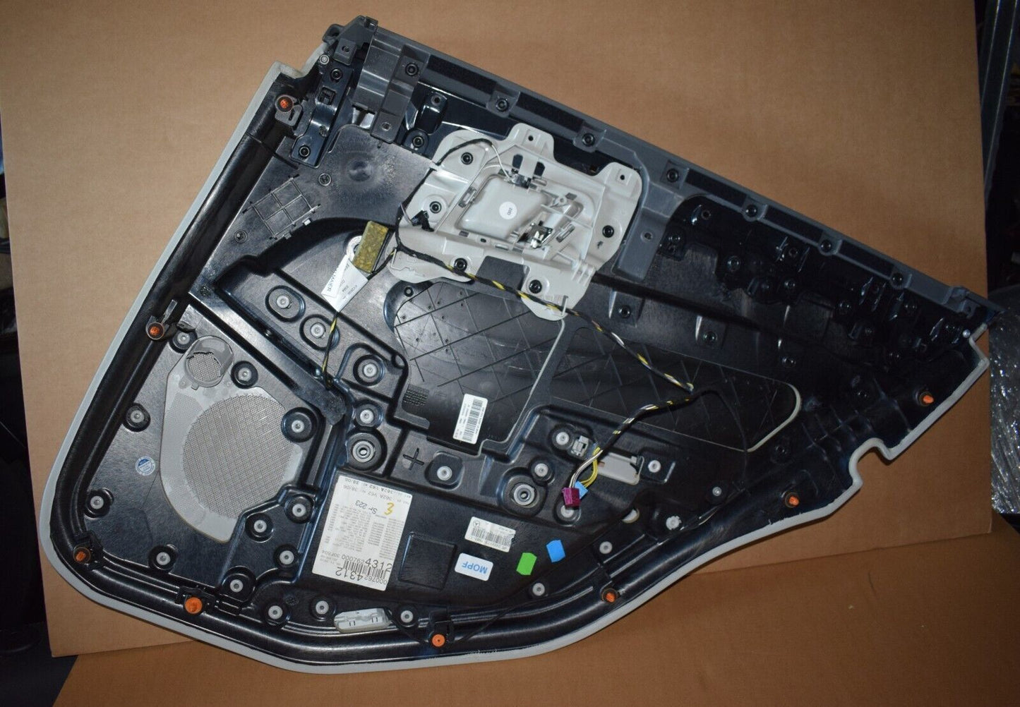 Original Mercedes E Klasse w212 Türverkleidung Türpappe hinten links