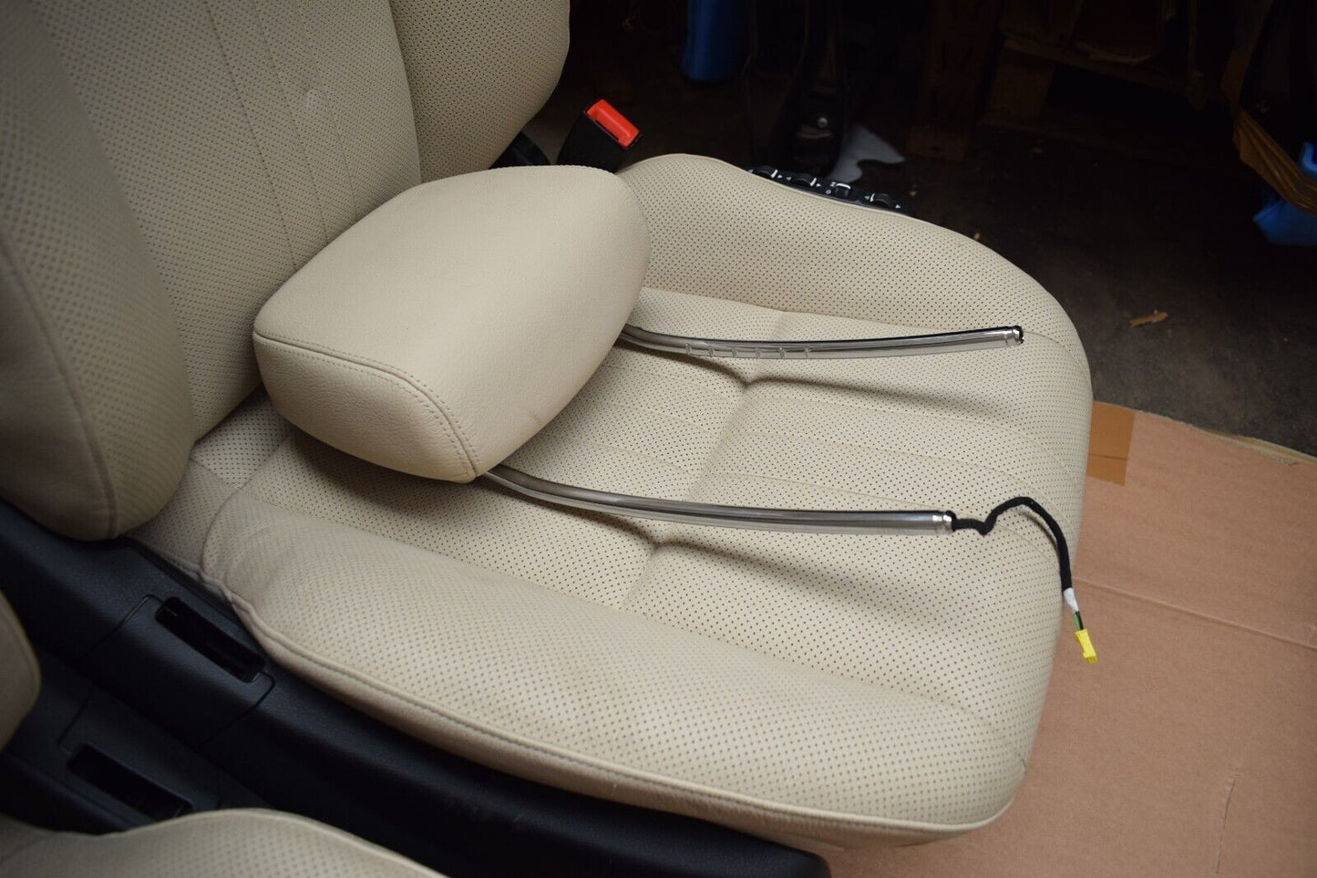 Original Mercedes w204 C Klasse Limousine Leder Innenausstattung Sitze vorne
