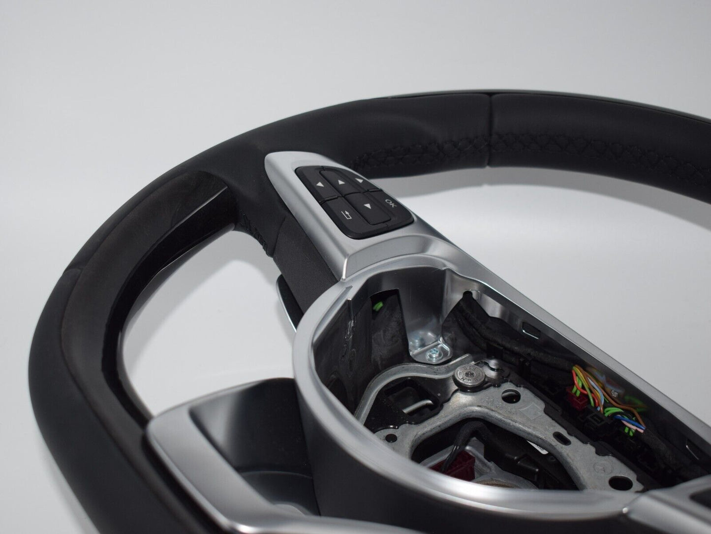 Original Mercedes Holzlenkrad Sportlenkrad SL R231 Esche schwarz a0014602003