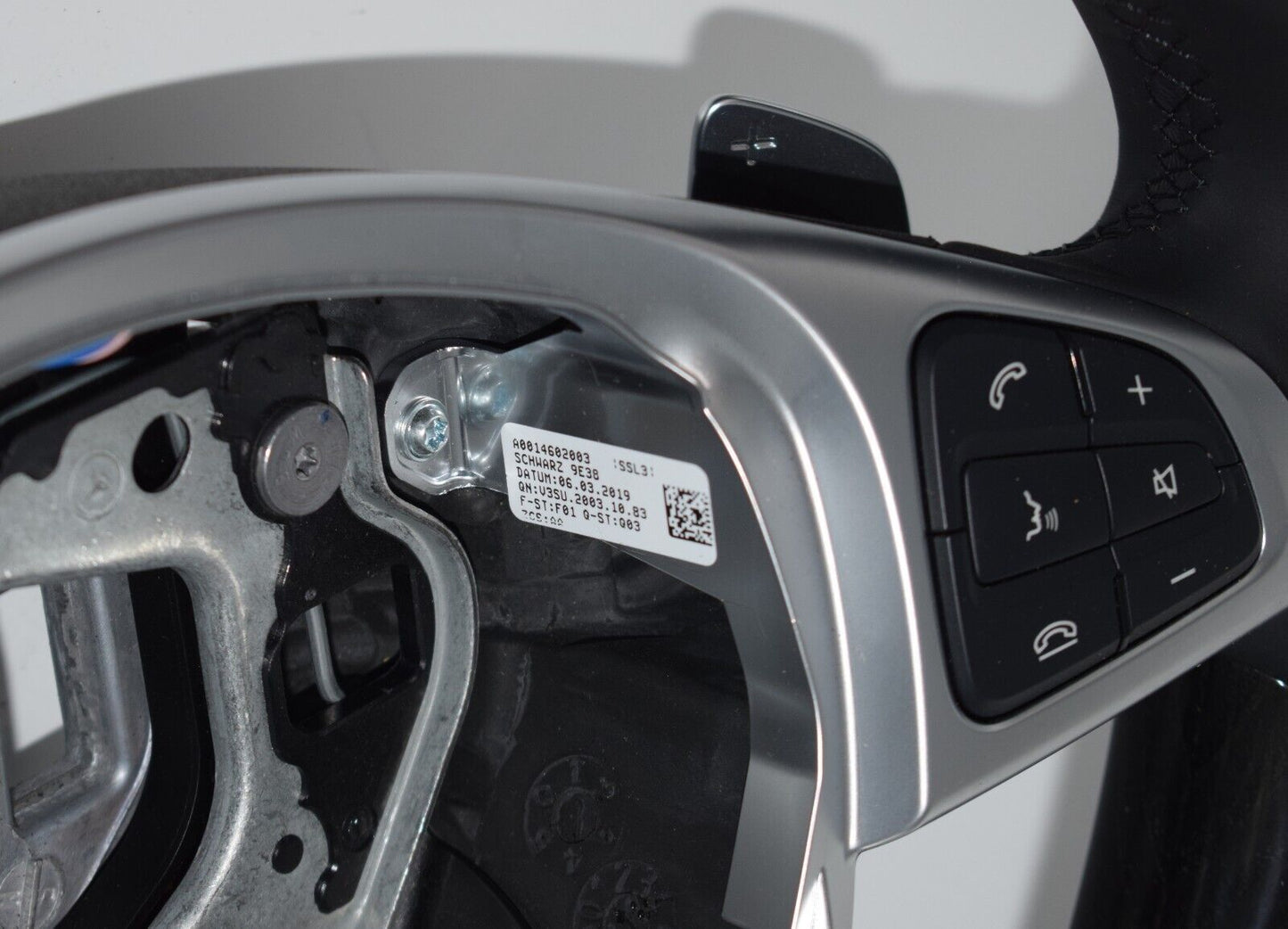 Original Mercedes Holzlenkrad Sportlenkrad SL R231 Esche schwarz a0014602003