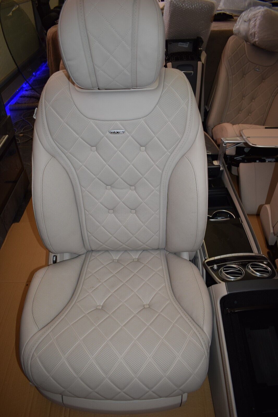 Original Mercedes S X222 Maybach Innenausstattung Sitze Tür Mittelkonsole Tische