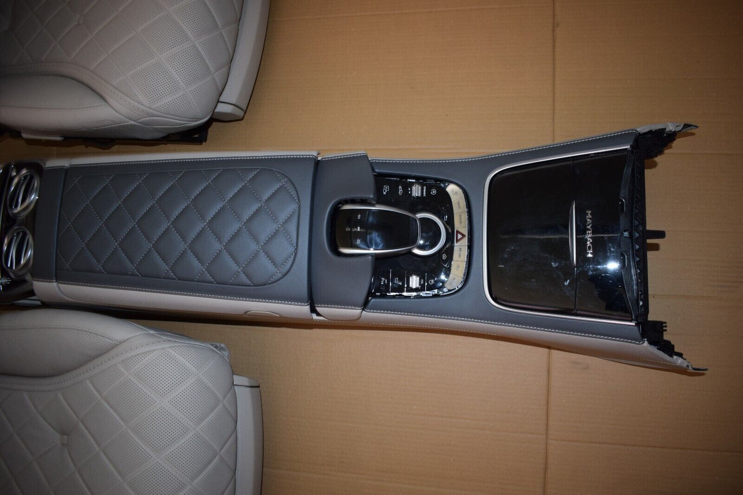 Original Mercedes S X222 Maybach Innenausstattung Sitze Tür Mittelkonsole Tische