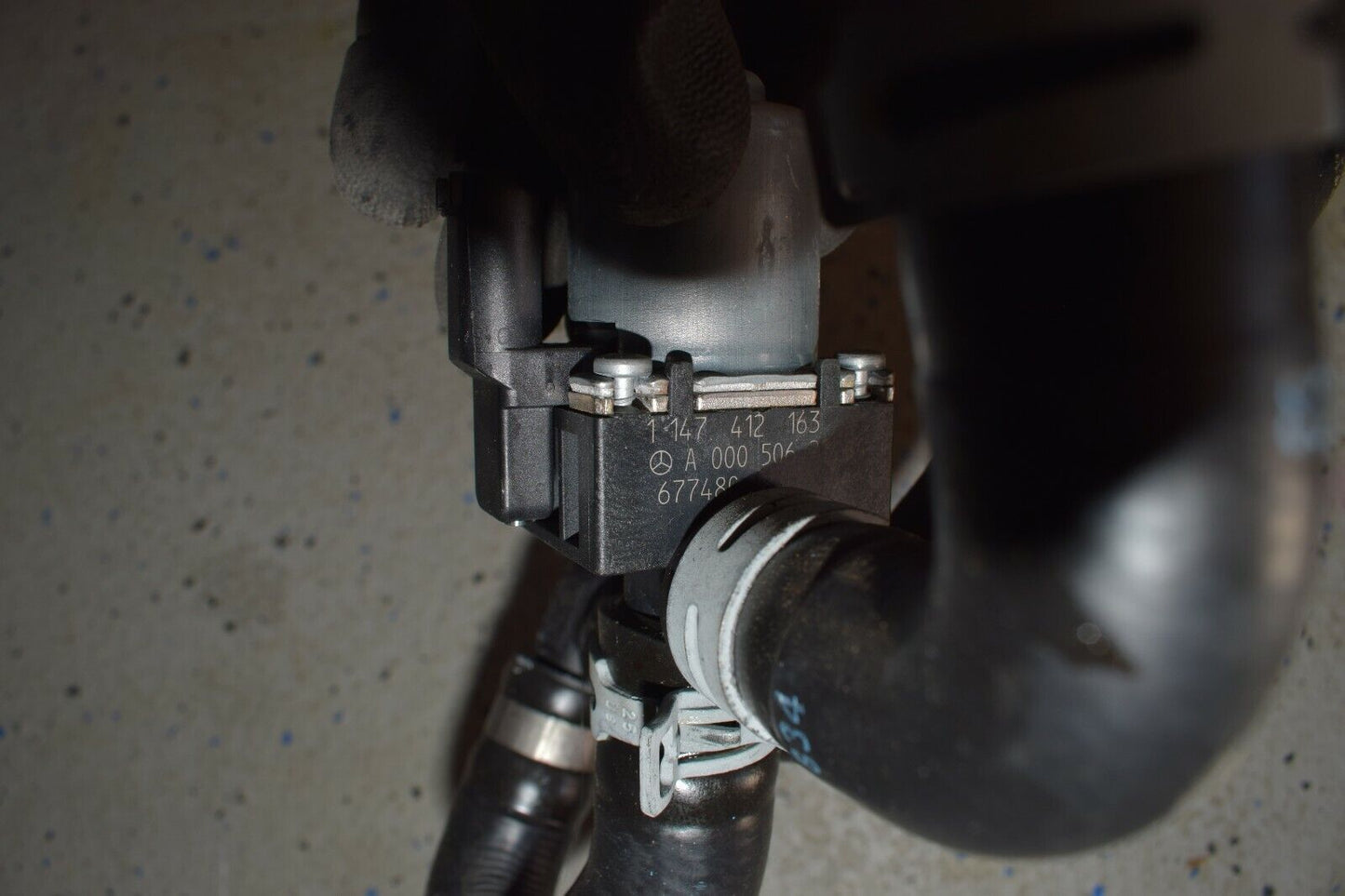 Original Mercedes Kühlmittelregelventil w447 V Klasse a0005062864