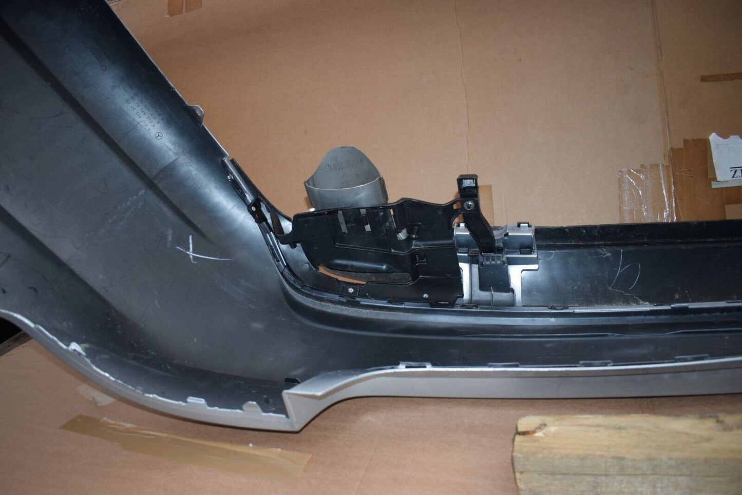 Original Mercedes w212 E Klasse Heckstoßstange Limousine