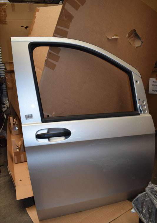 Original Mercedes Tür Beifahrertür Vitio V Klasse Silber vorne rechts a447720670