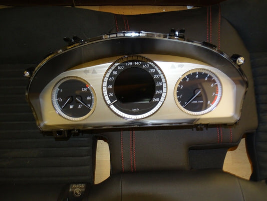 mercedes tacho kombiinstrument w204 c klasse benziner a 2049003300 VDO siemens