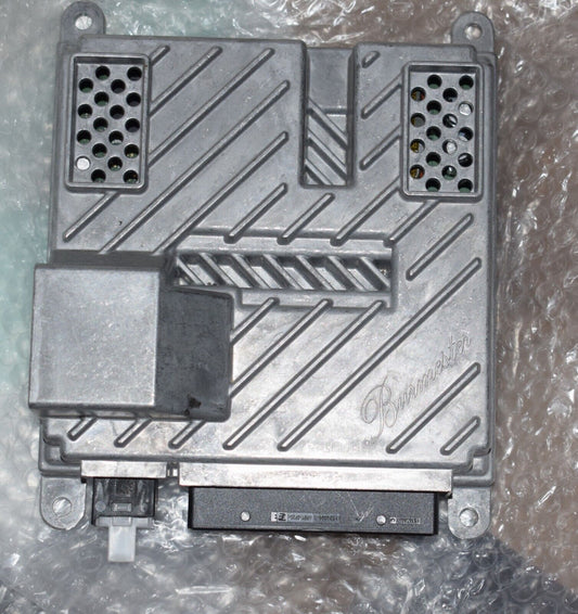 Original Mercedes w222 w213 w257 Amplifier a2139008315 Burmester