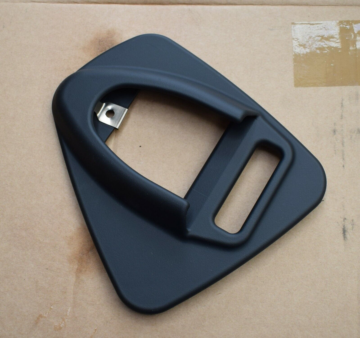 Original Mercedes w463 G Klasse Sicherheitsgurt Aufnahme schwarz a4638680056