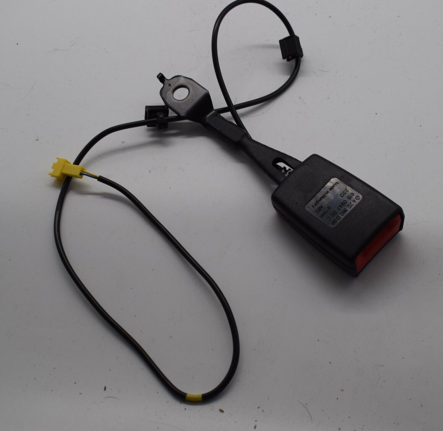mercedes gurtschloss gurtstraffer anschnallgut w463 e klasse w212 a2128601369