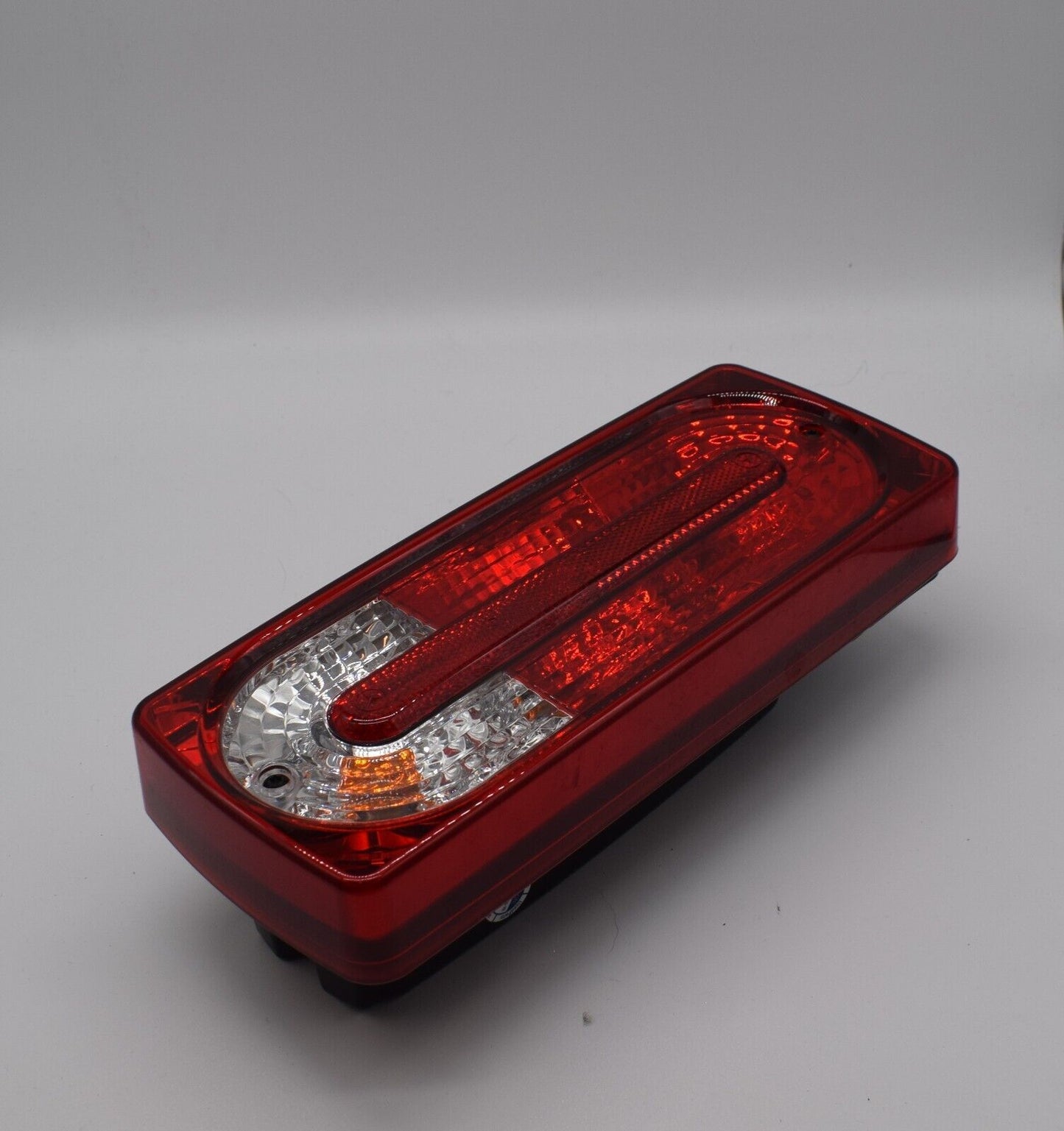Original Mercedes w463 G Klasse Heckleuchte links a4638201964