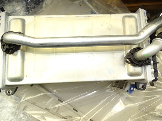 1 mercedes V8 Ladeluftkühler A2780900514