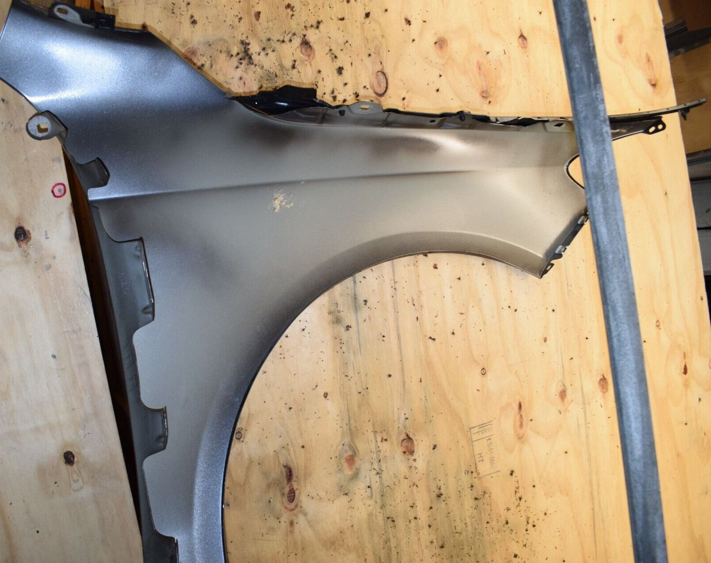 Original Mercedes CLA w117 Kotflügel links a1178810101 grau