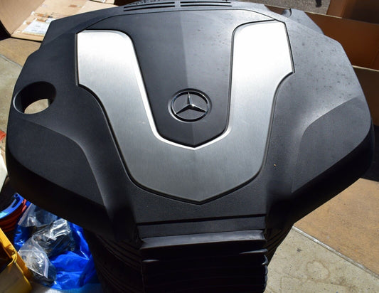 Mercedes OM642 Motor Abdeckung Engine Cover Motorabdeckung a6420107008