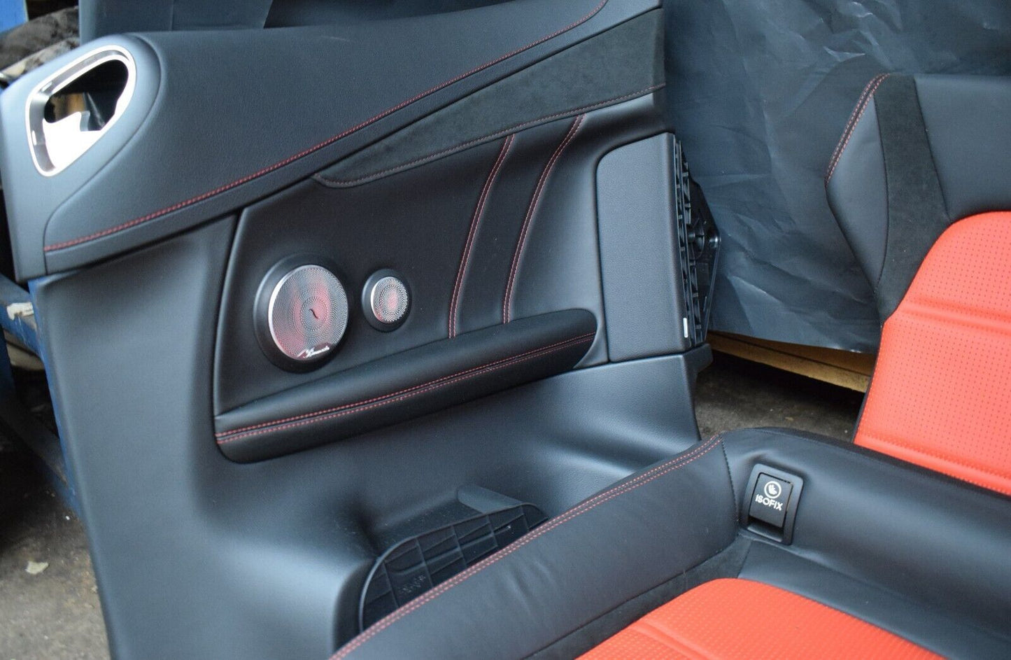 Original Mercedes AMG 205 C Klasse Cabrio Innenausstattung Performance Sitze rot