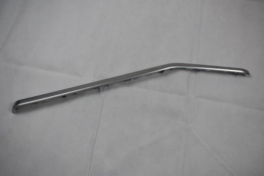 Original Mercedes w212 E Klasse Zierleiste vorne rechts unten a2127300822