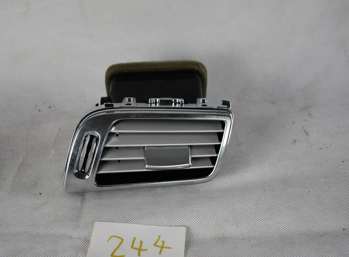 Original Mercedes CLS W218 Luftdüse links a2188300954