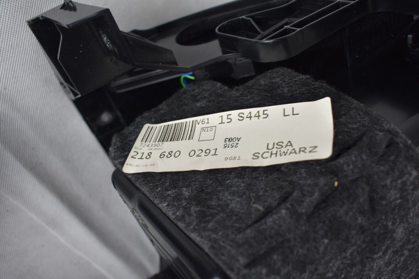 Original Mercedes CLS w218 218 Handschuhfach Staufach Schwarz a2186800291