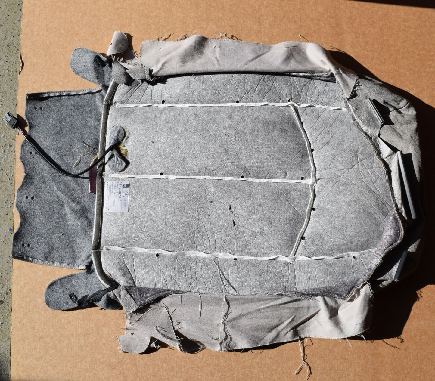 Original Mercedes E Klasse w211 Sitzbezug Lehne Leder Grau Bezug Sitzheizung