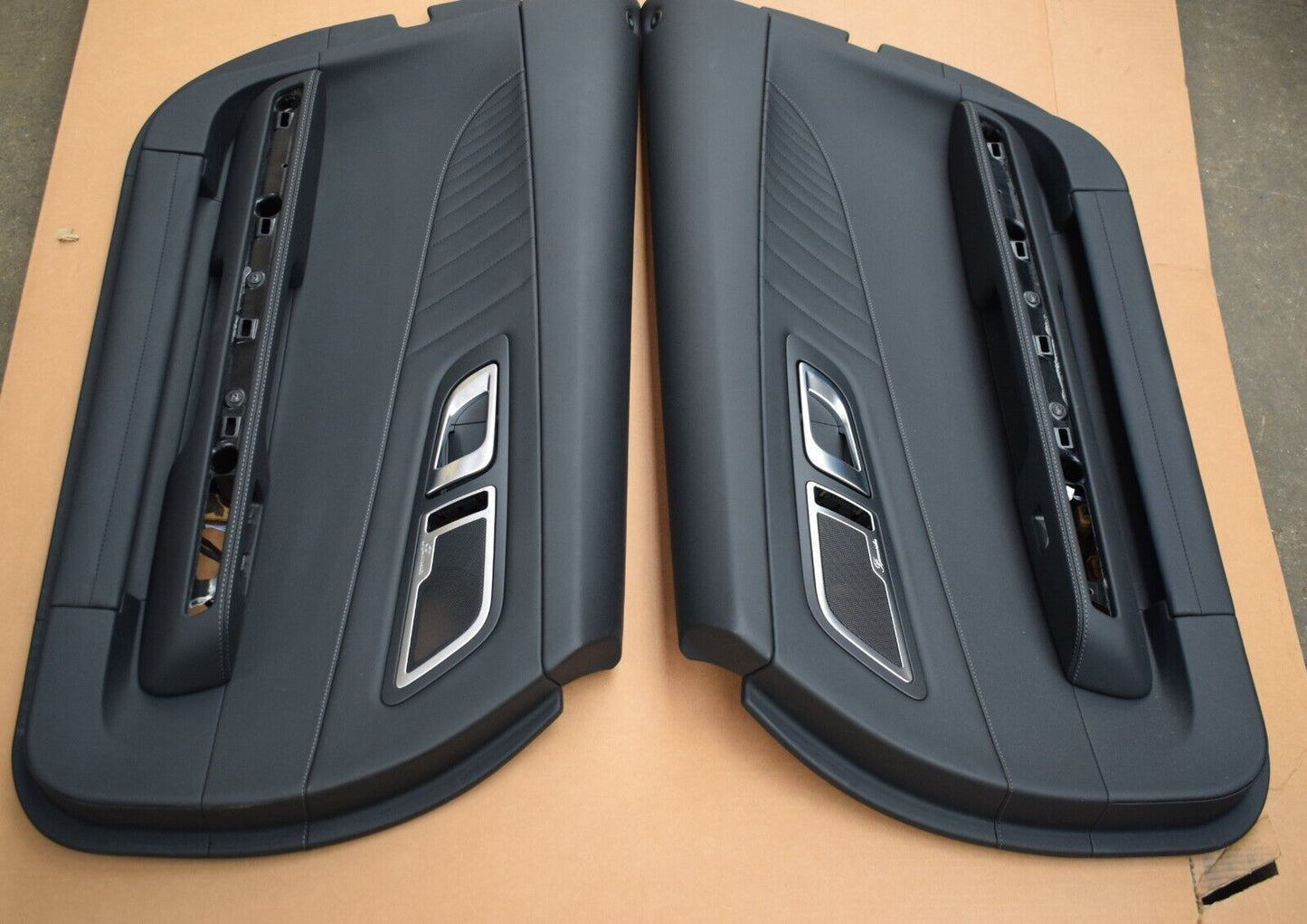 Original Mercedes AMG GT C190 Türverkleidung Paar rechts links Leder schwarz