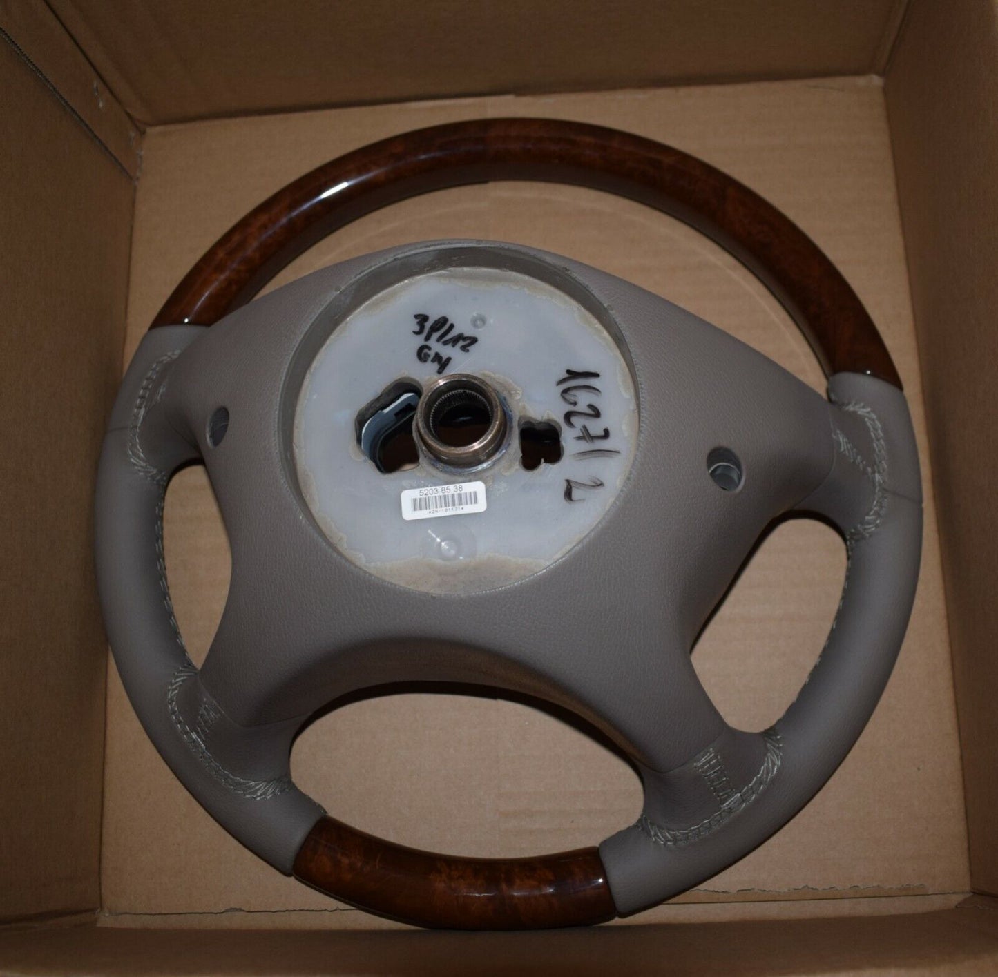 Original Mercedes CLS w219 CLK w209 Holzlenkrad Wurzelnuss Perle Dunkel