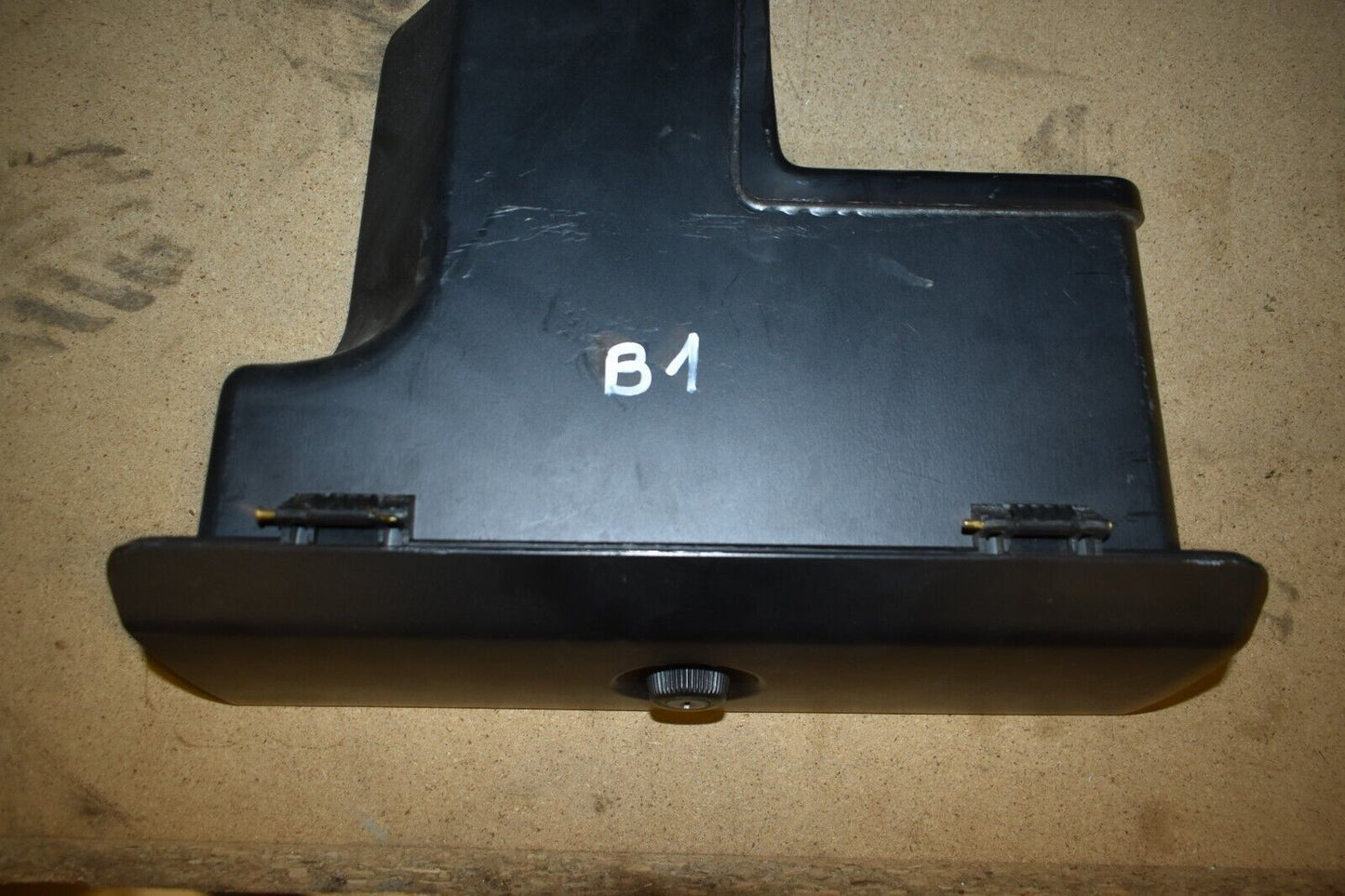 Original Mercedes Armaturenbrett Handschuhfach Einsatz oldtimer G Klasse w460