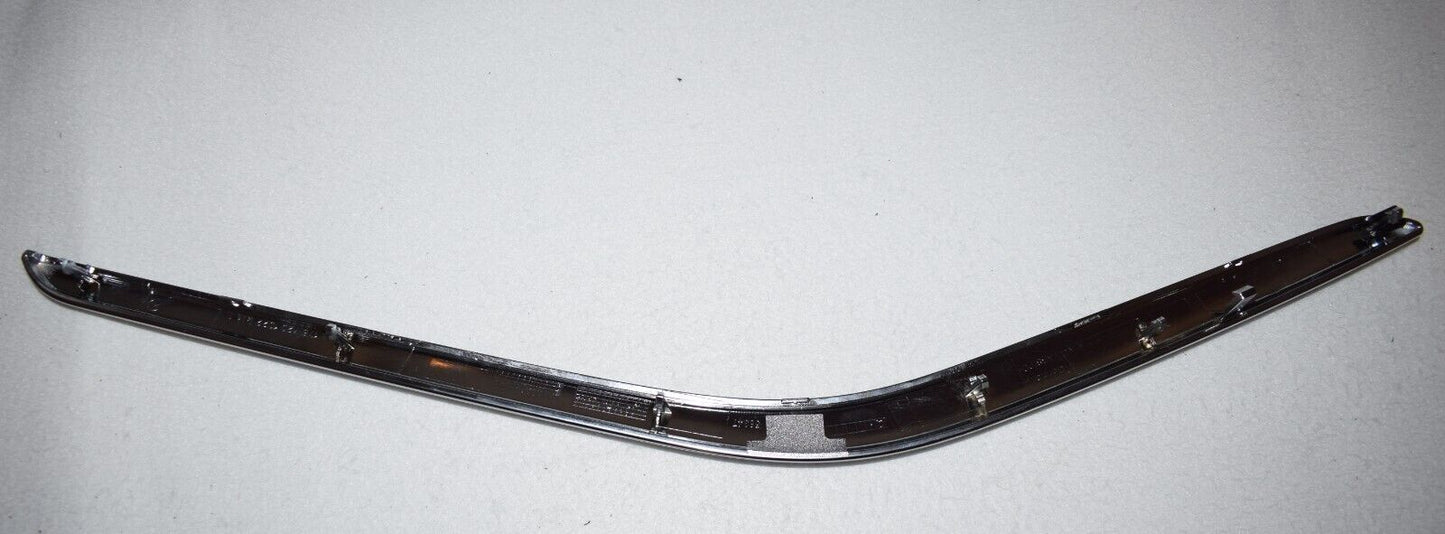 Original Mercedes w176 A Klasse 117 Zierleiste vorne rechts unten a1767201022