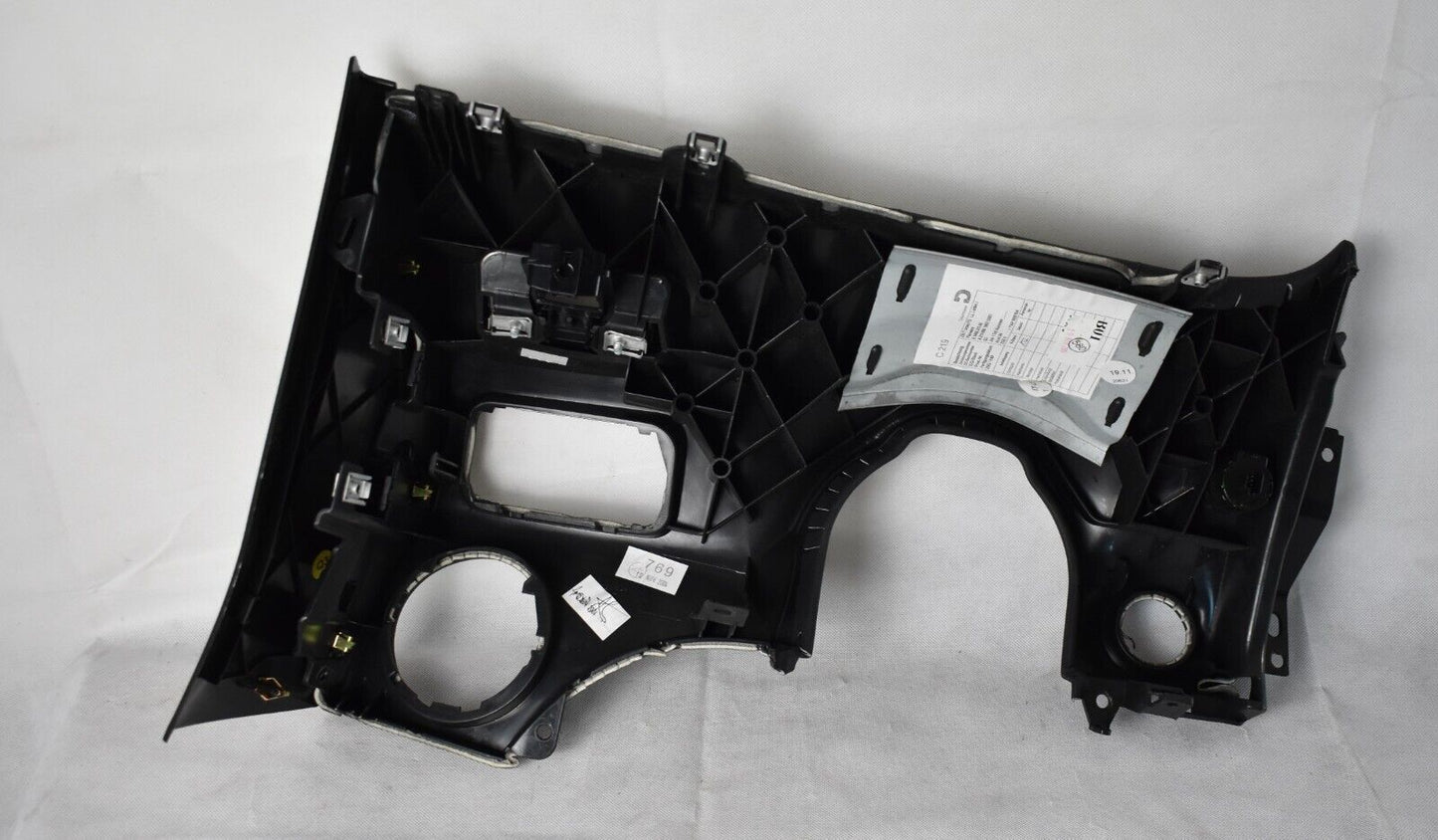 Original Mercedes C219 CLS Abdeckung Armaturenbrett unter dem Lenkrad a219680198