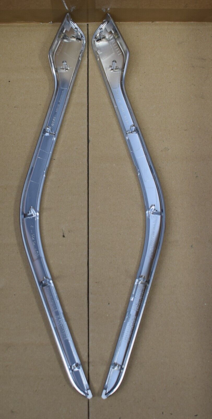 Original Mercedes CLA w117 A Klasse w176 Zierleiste a1767301122 hinten