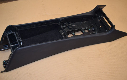 Original Mercedes w218 CLS Mittelkonsole vorne mit Ablagefach