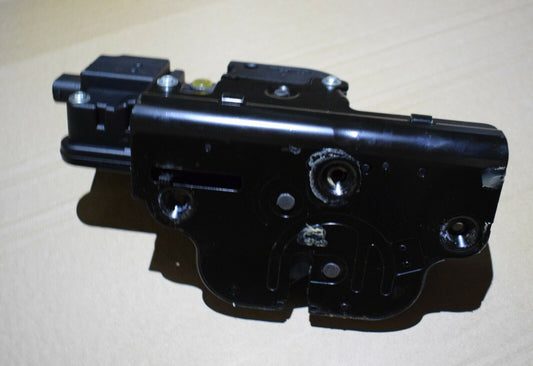 Original Mercedes Benz Vito viano W639 Hintere Heckklappe Schloss a6397401635