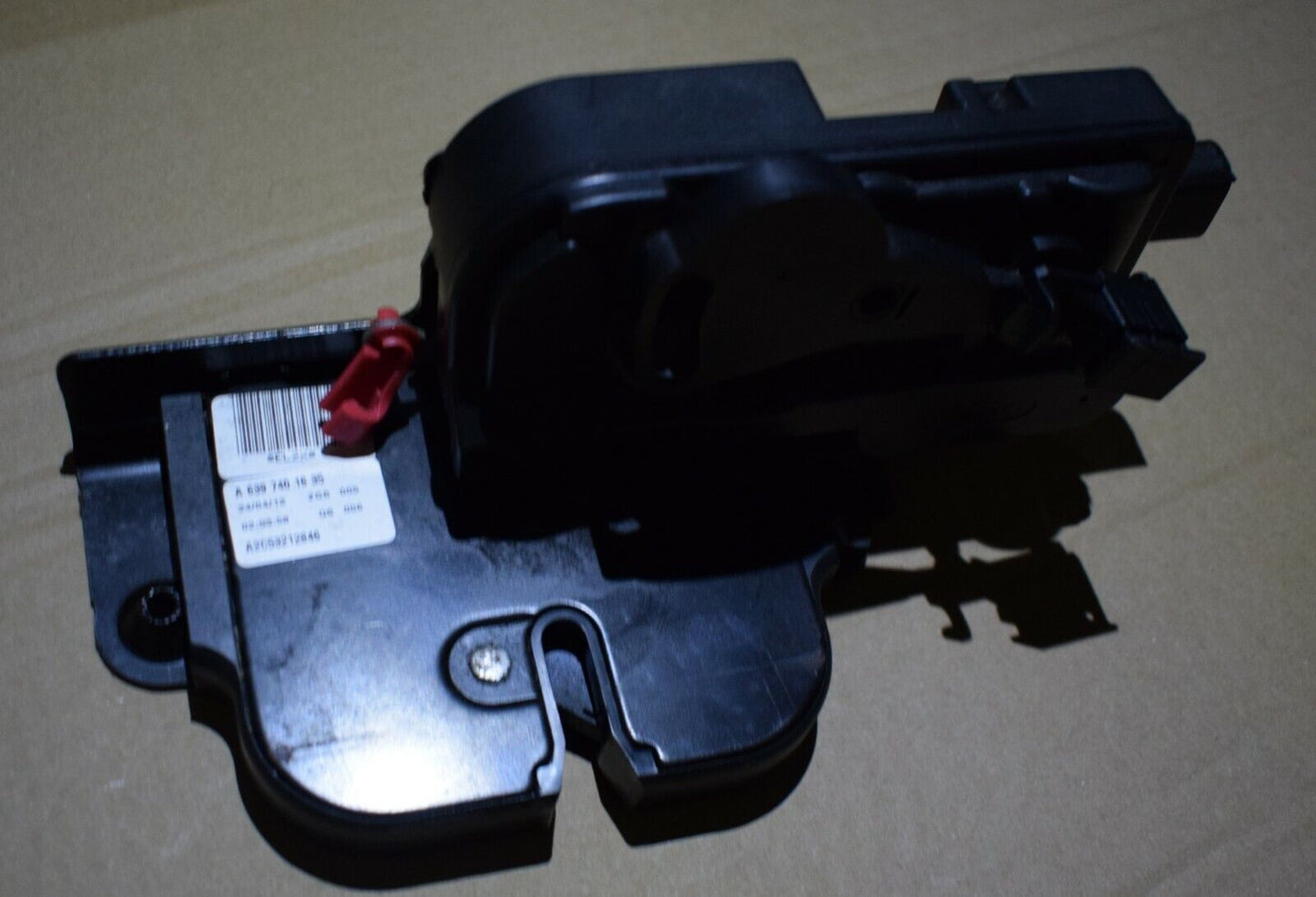 Original Mercedes Benz Vito viano W639 Hintere Heckklappe Schloss a6397401635