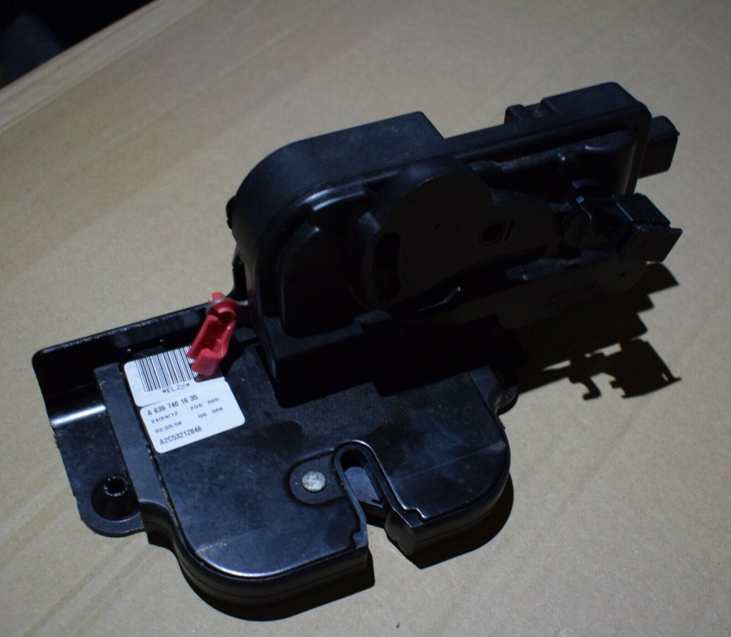 Original Mercedes Benz Vito viano W639 Hintere Heckklappe Schloss a6397401635