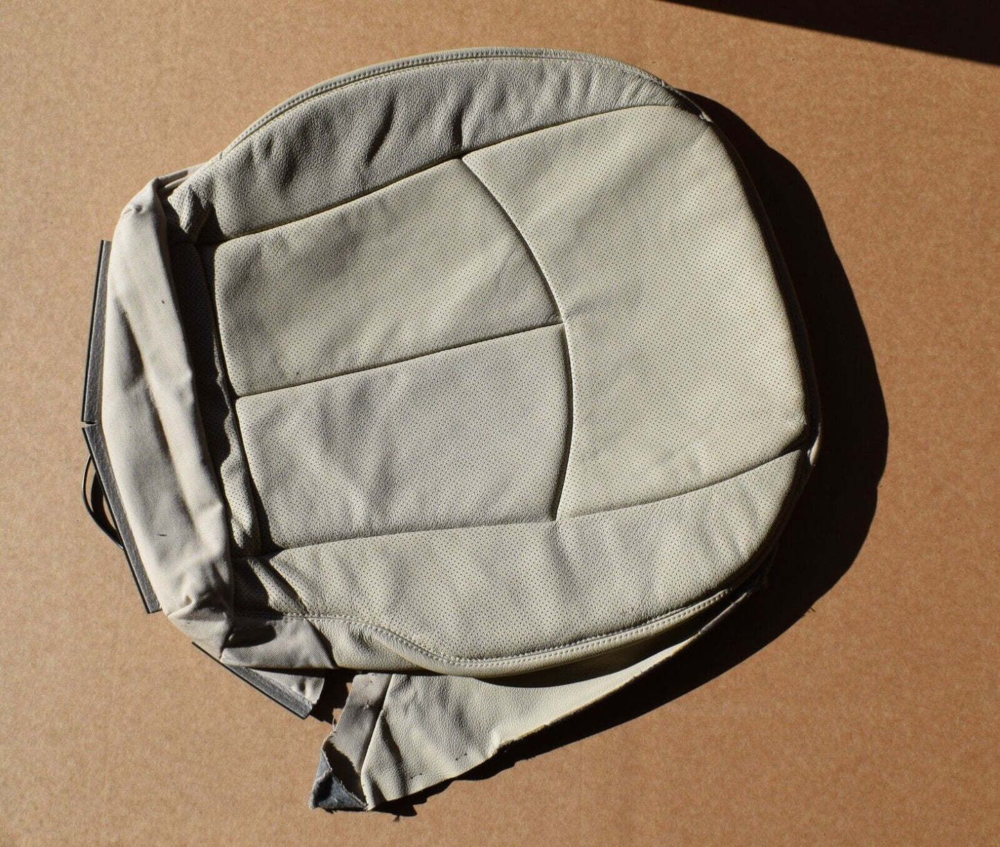 Original Mercedes E klasse w211 Sitzbezug mit Sitzheizung Kiesel Beifahrer unten