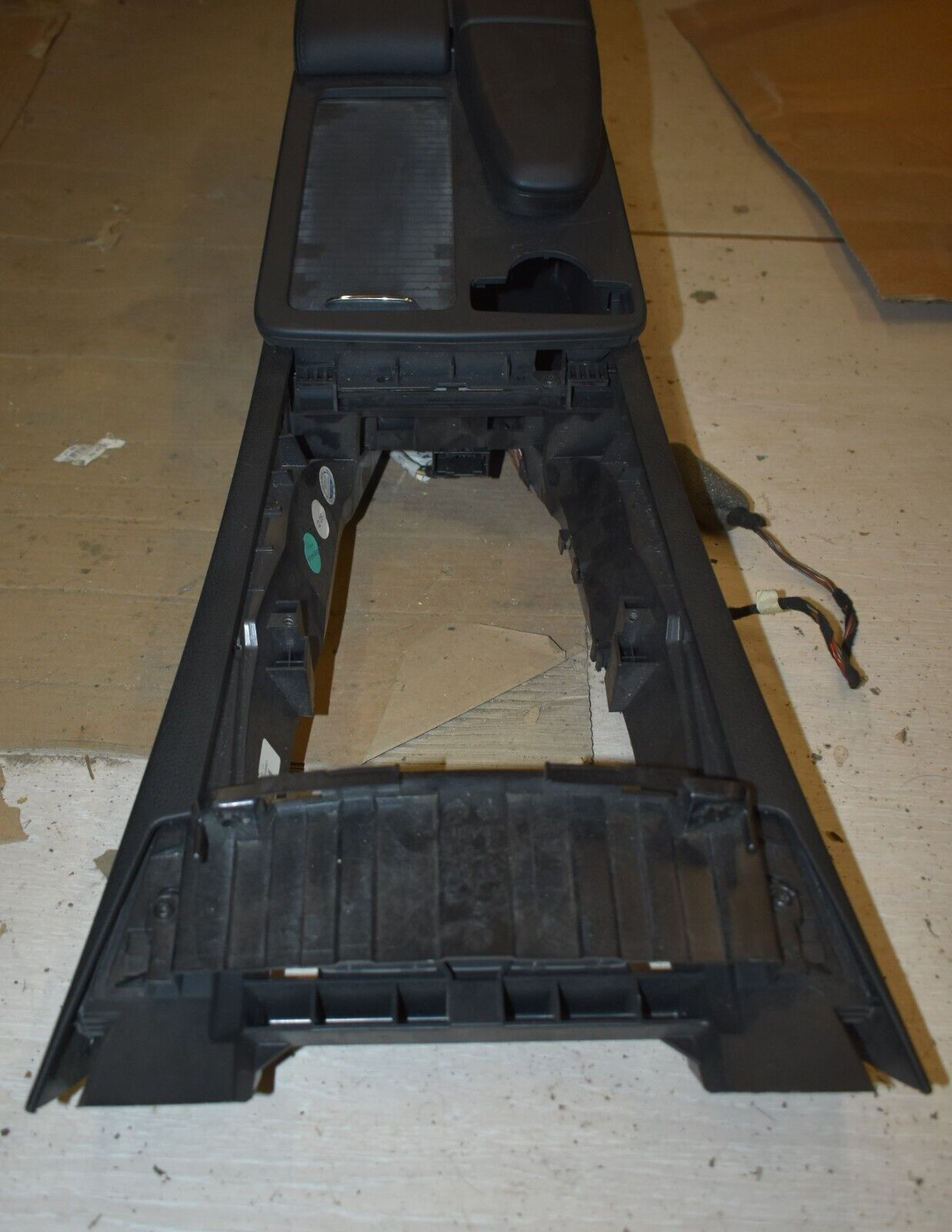 Original Mercedes Armlehne w207 E Cabrio Mittelkonsole a2076802150 Leder