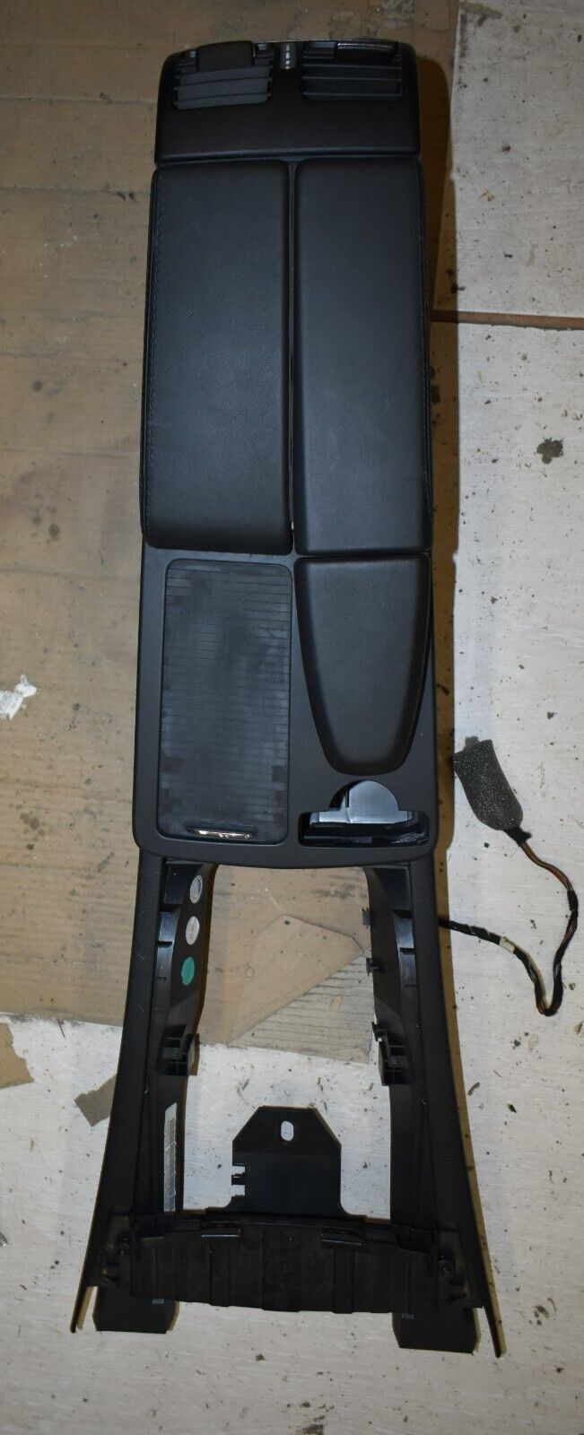 Original Mercedes Armlehne w207 E Cabrio Mittelkonsole a2076802150 Leder