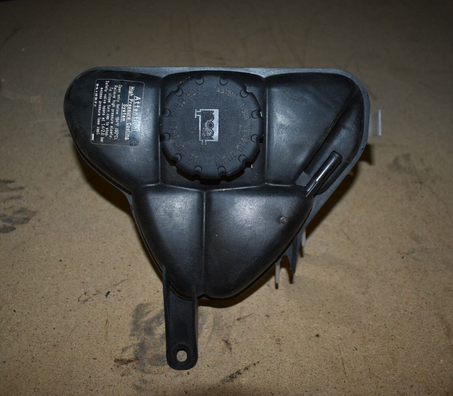 Original Mercedes Ausgleichsbehälter Kühlmittel Behälter w461 w463 a4615000349