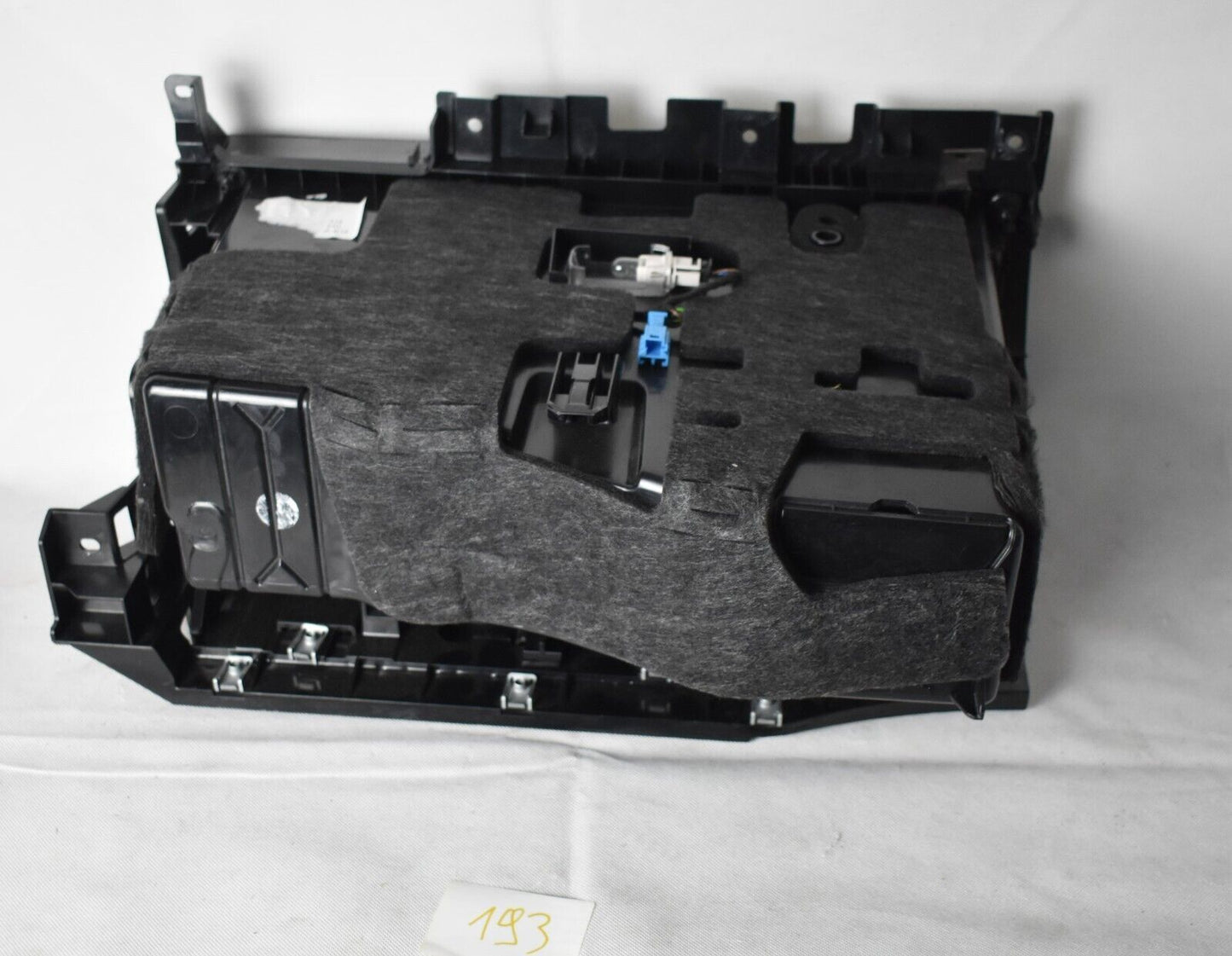 Original Mercedes CLS w218 218 Handschuhfach Staufach Schwarz a2186800091