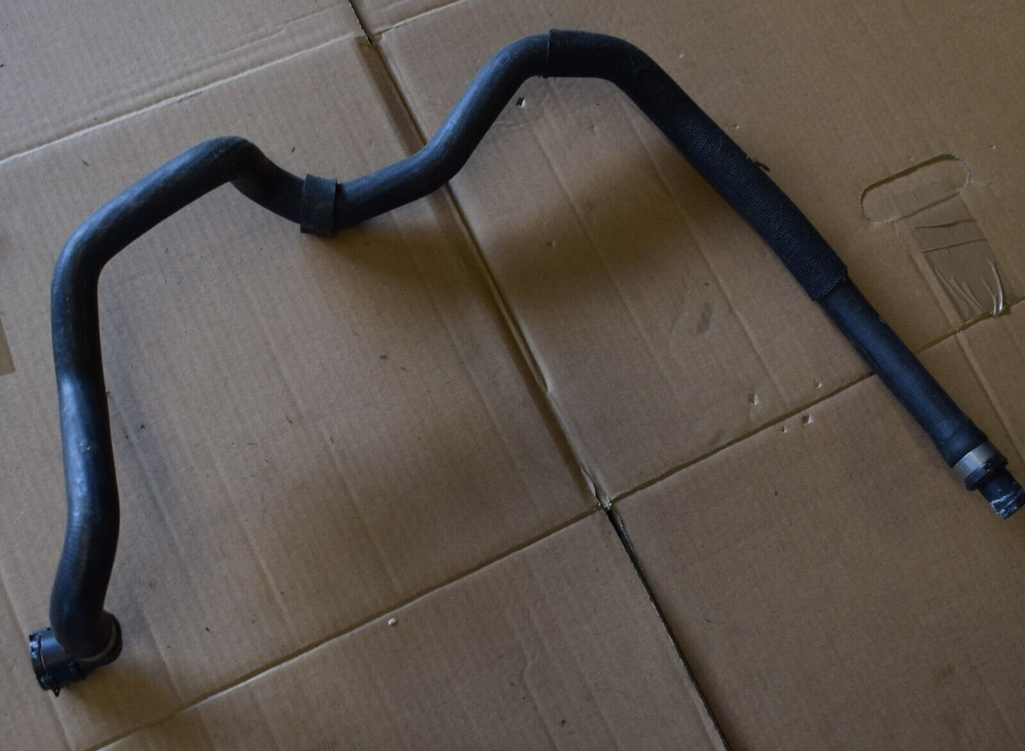 Original Mercedes CLA w117 Formschlauch a2468302796