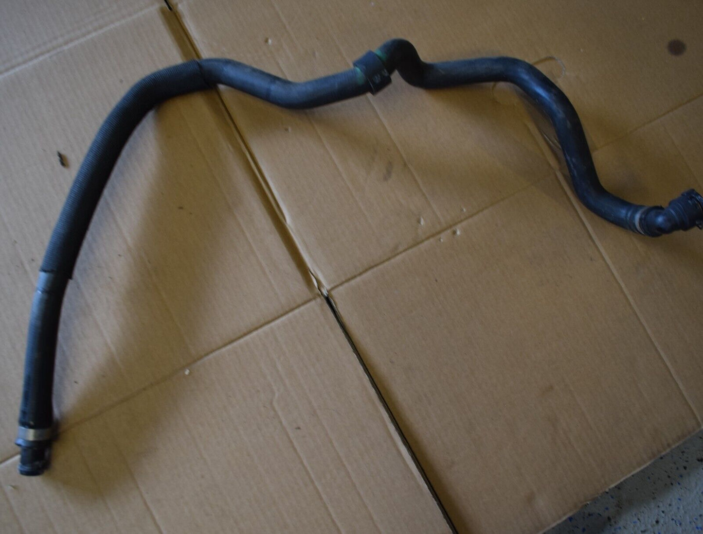 Original Mercedes CLA w117 Formschlauch a2468302796